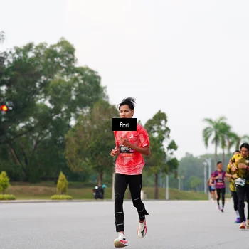 Runner Photo 6180922