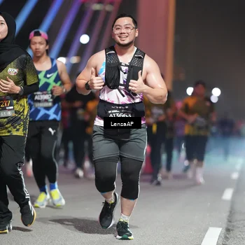 Runner Photo 6180936