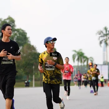 Runner Photo 6180938