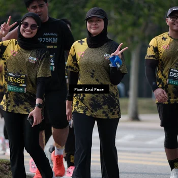 Runner Photo 6180975