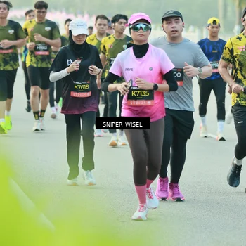 Runner Photo 6180982