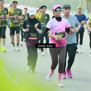 Runner Photo 6180998