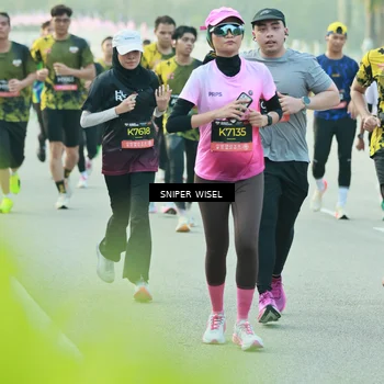 Runner Photo 6180999