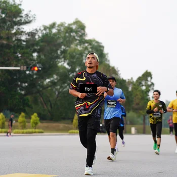 Runner Photo 6181025