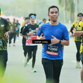 Runner Photo 6181067