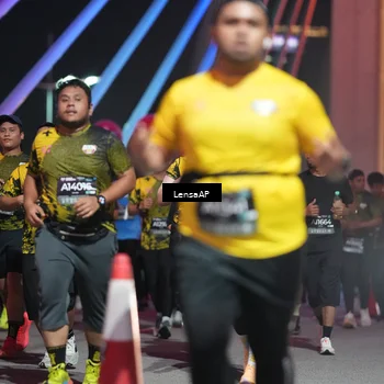 Runner Photo 6181070