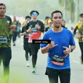 Runner Photo 6181088