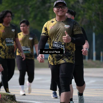 Runner Photo 6181158