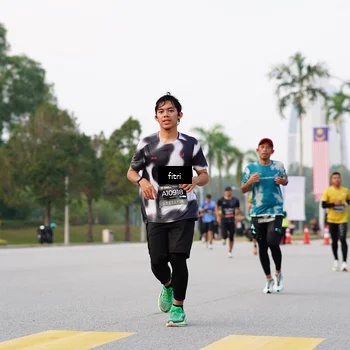 Runner Photo 6181200