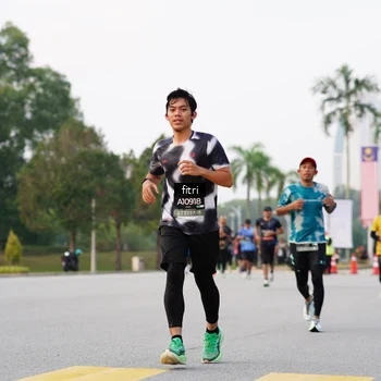 Runner Photo 6181222