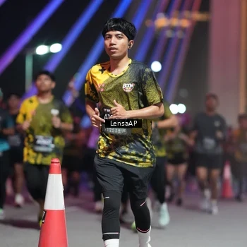 Runner Photo 6181223