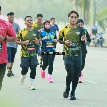 Runner Photo 6181231