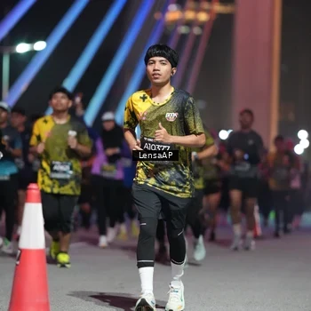 Runner Photo 6181256