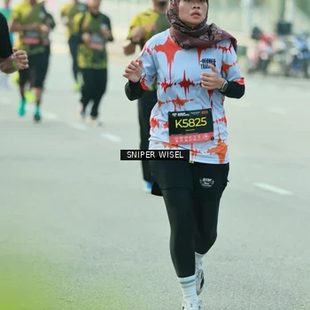 Runner Photo 6181265