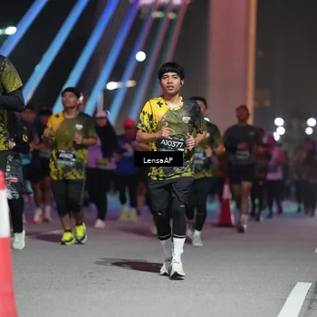 Runner Photo 6181291