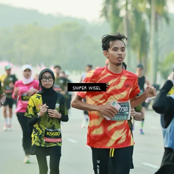 Runner Photo 6181295