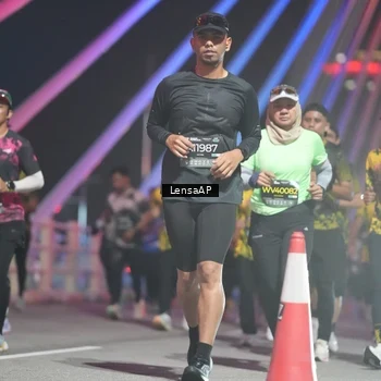 Runner Photo 6181348