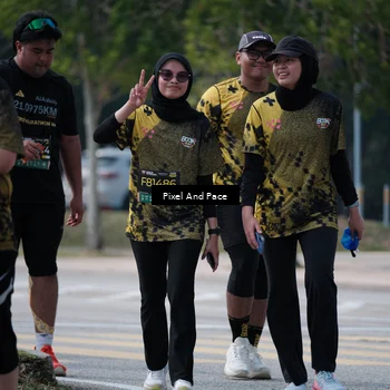 Runner Photo 6181364