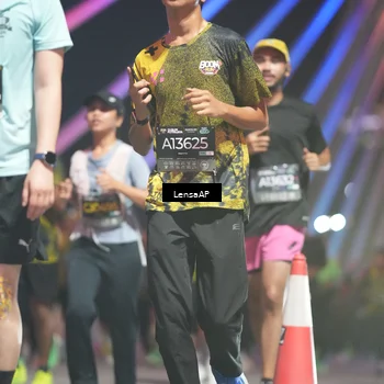 Runner Photo 6181404
