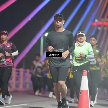 Runner Photo 6181405