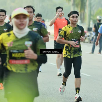 Runner Photo 6181407