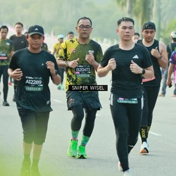 Runner Photo 6181432