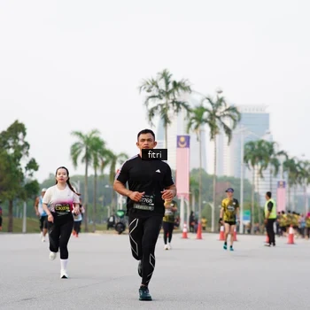 Runner Photo 6181435