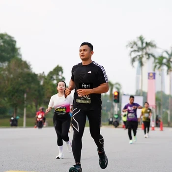 Runner Photo 6181440