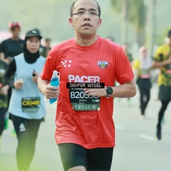 Runner Photo 6181444