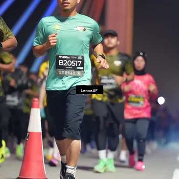 Runner Photo 6181461