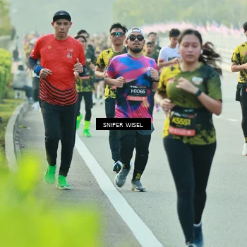 Runner Photo 6181539