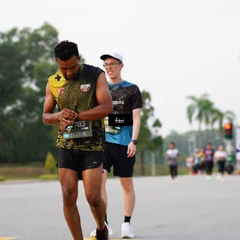 Runner Photo 6181613