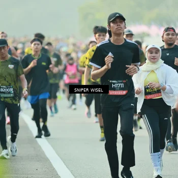 Runner Photo 6181630
