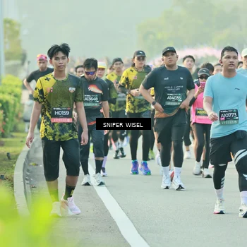Runner Photo 6181679