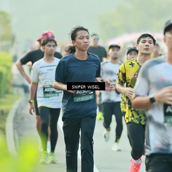 Runner Photo 6181743
