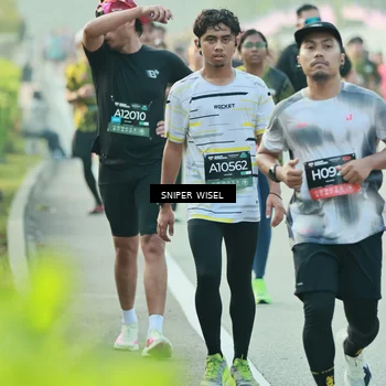 Runner Photo 6181755