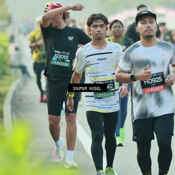 Runner Photo 6181756