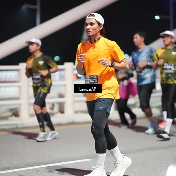 Runner Photo 6181775