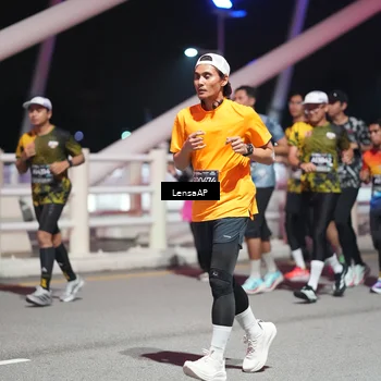 Runner Photo 6181777