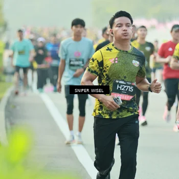 Runner Photo 6181846