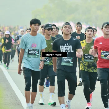 Runner Photo 6181852