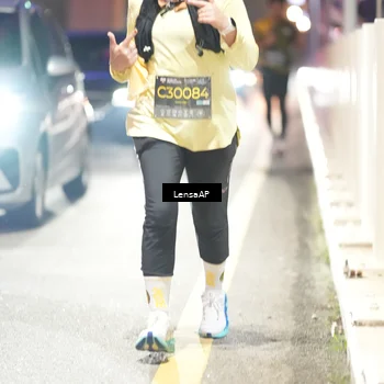 Runner Photo 6181855