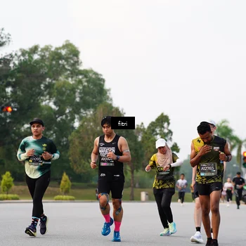 Runner Photo 6181874
