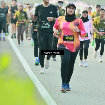 Runner Photo 6181918