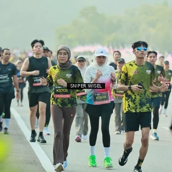 Runner Photo 6181974