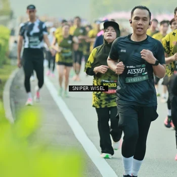 Runner Photo 6181999