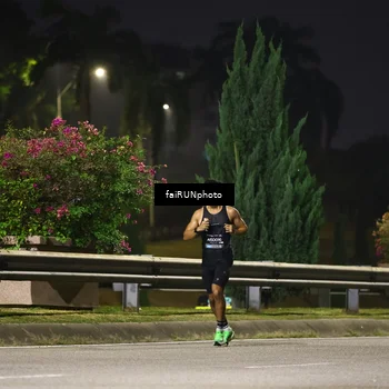 Runner Photo 6182000