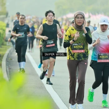 Runner Photo 6182001