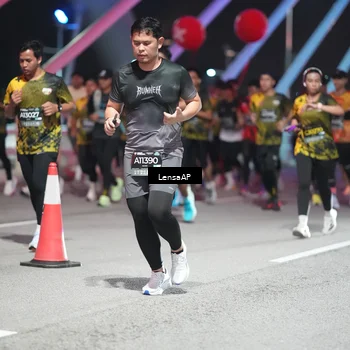 Runner Photo 6182002