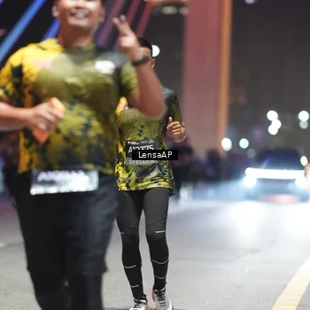 Runner Photo 6182041